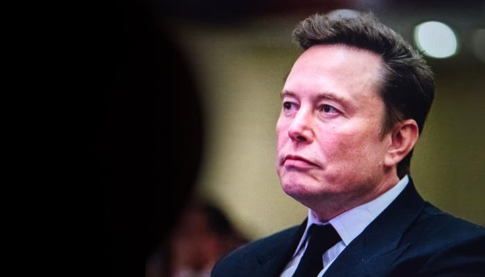 Elon Musk e Shivon Zilis tinham relação que ia além da OpenAI - Imagem: FotoField/Shutterstock
