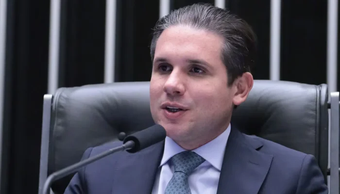 Câmara define transição de um ano para reduzir jornada e encerrar escala 6×1